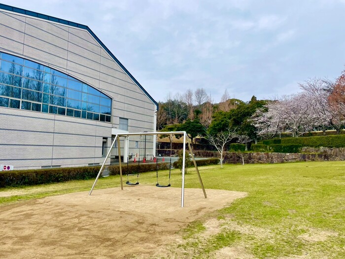 阿児ふるさと公園(ブランコ)