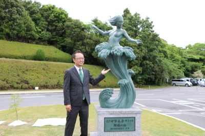 モニュメント