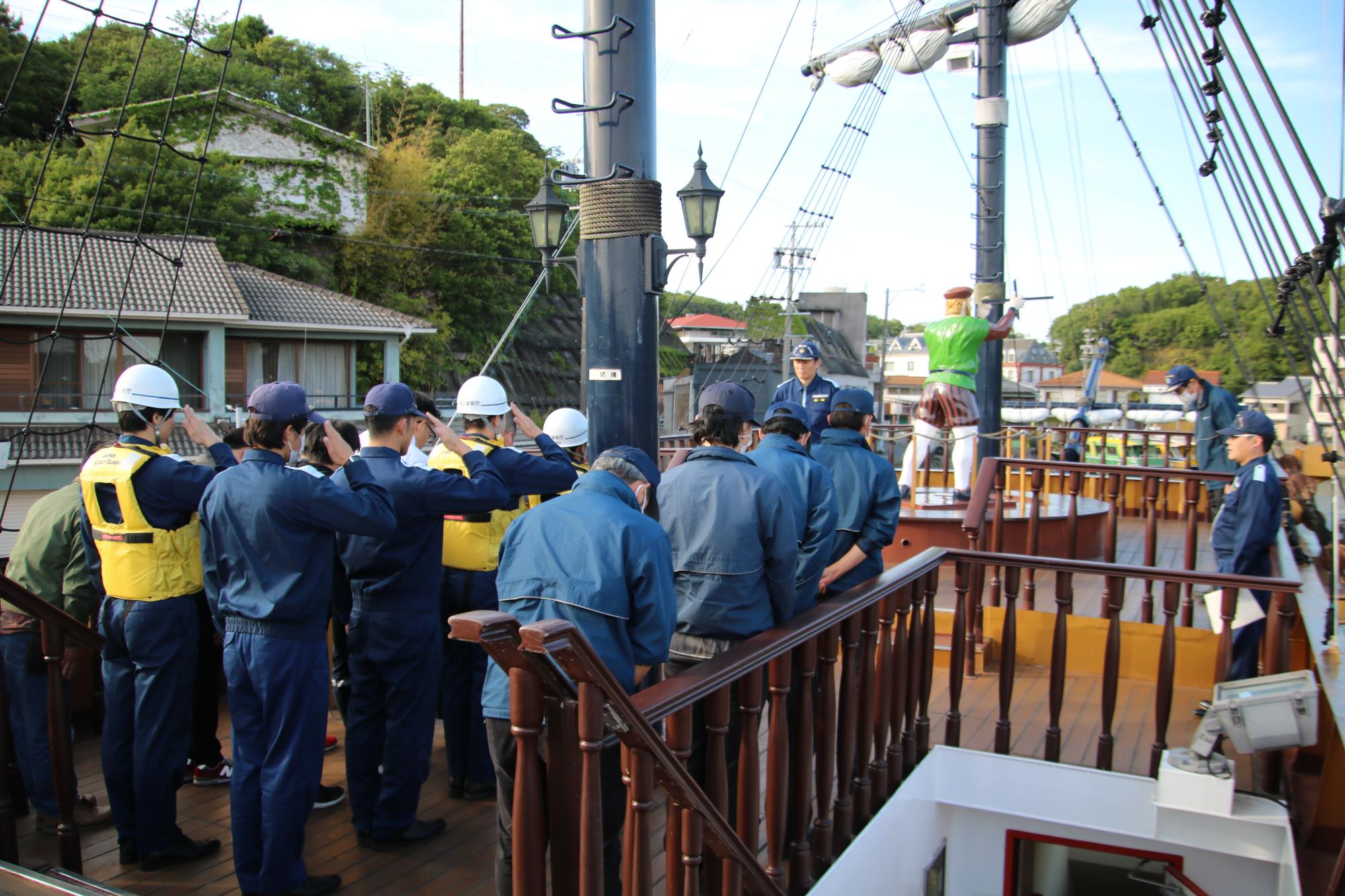 官民合同テロ対策訓練の模様3