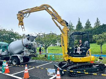 クレーン車乗車体験